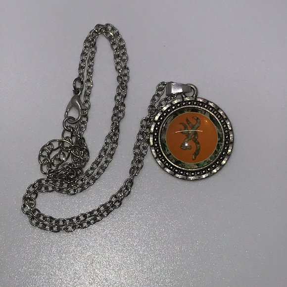 19 1/2" Orange Browning Necklace - Picture 2 of 4